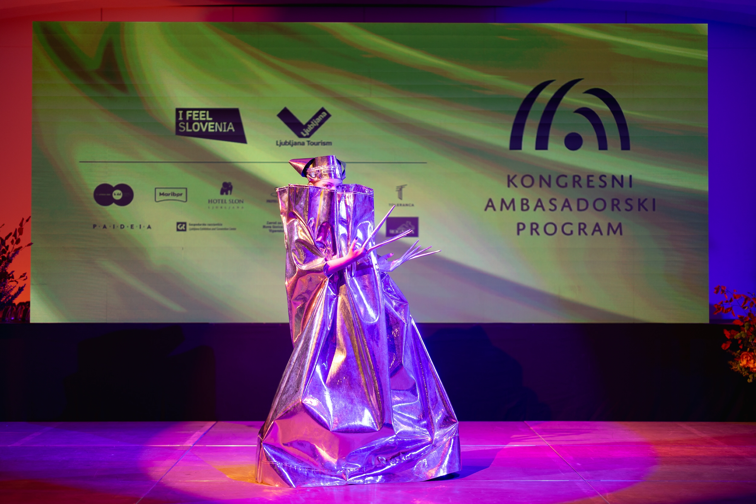 We organized a gala event in Center Rog to award the honorary tiles of Congress Ambassador of Slo - kongresni-ambasadorski-program-2024