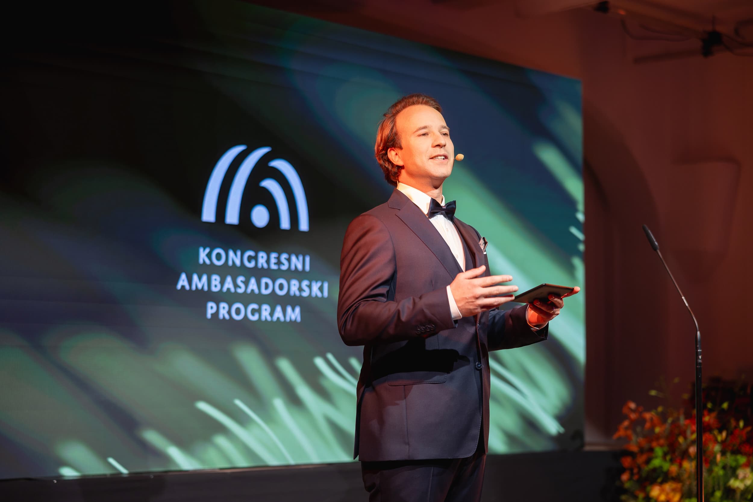 We organized a gala event in Center Rog to award the honorary tiles of Congress Ambassador of Slo - kongresni-ambasadorski-program-2024