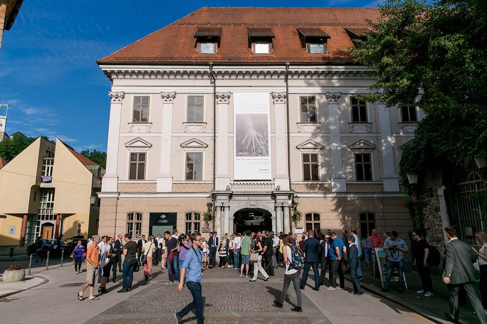 Ljubljana je junija 2016, med prvimi v Evropi, dobila težko pričakovani projekt 100 % električni  - projekti/Avant2go-22.6.2016-Photo-Z