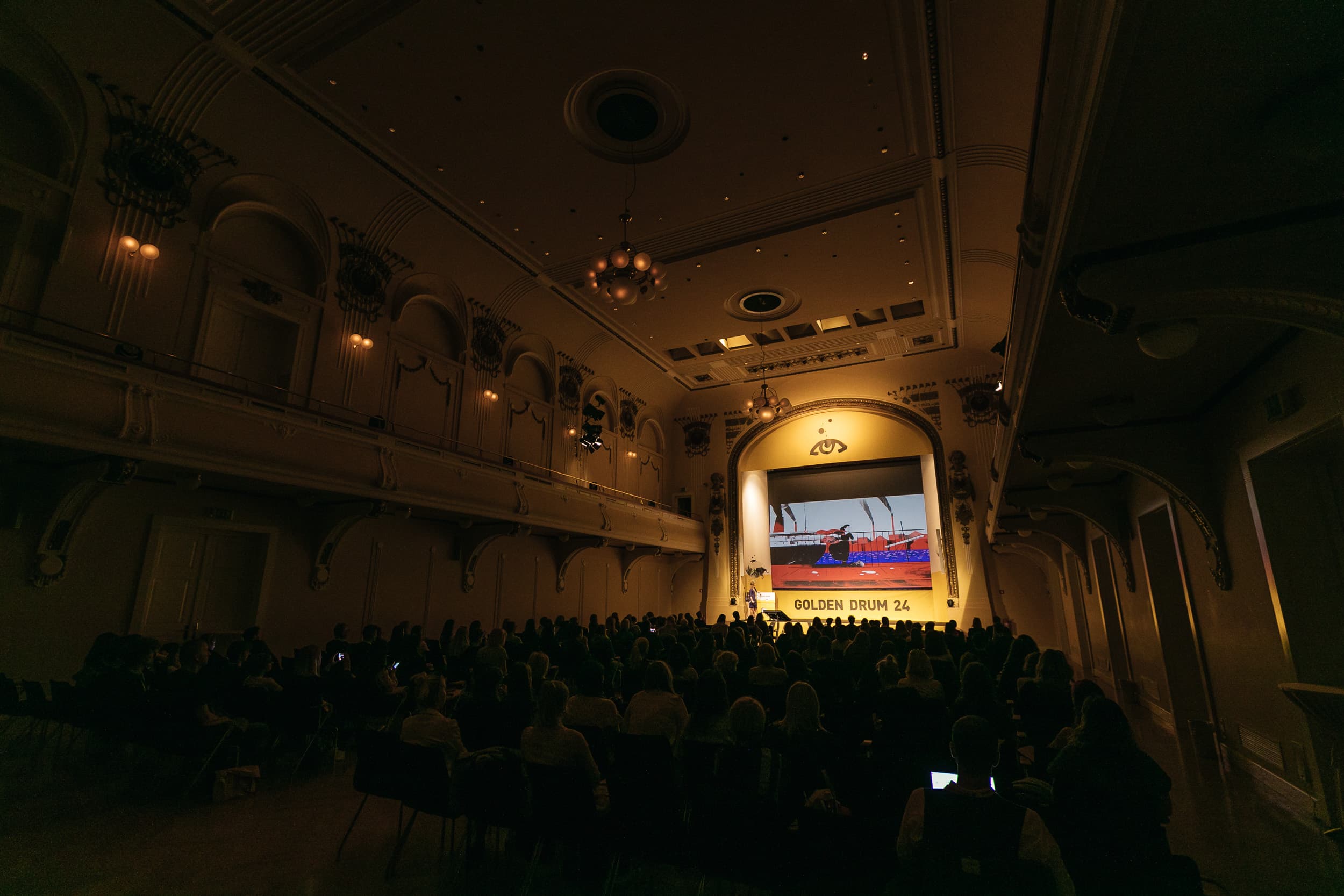 Mednarodni festival kreativnosti Zlati boben vsako leto v Slovenijo privabi udeležence iz številn - projekti/Paideia-Events-24-Zlati-Bo