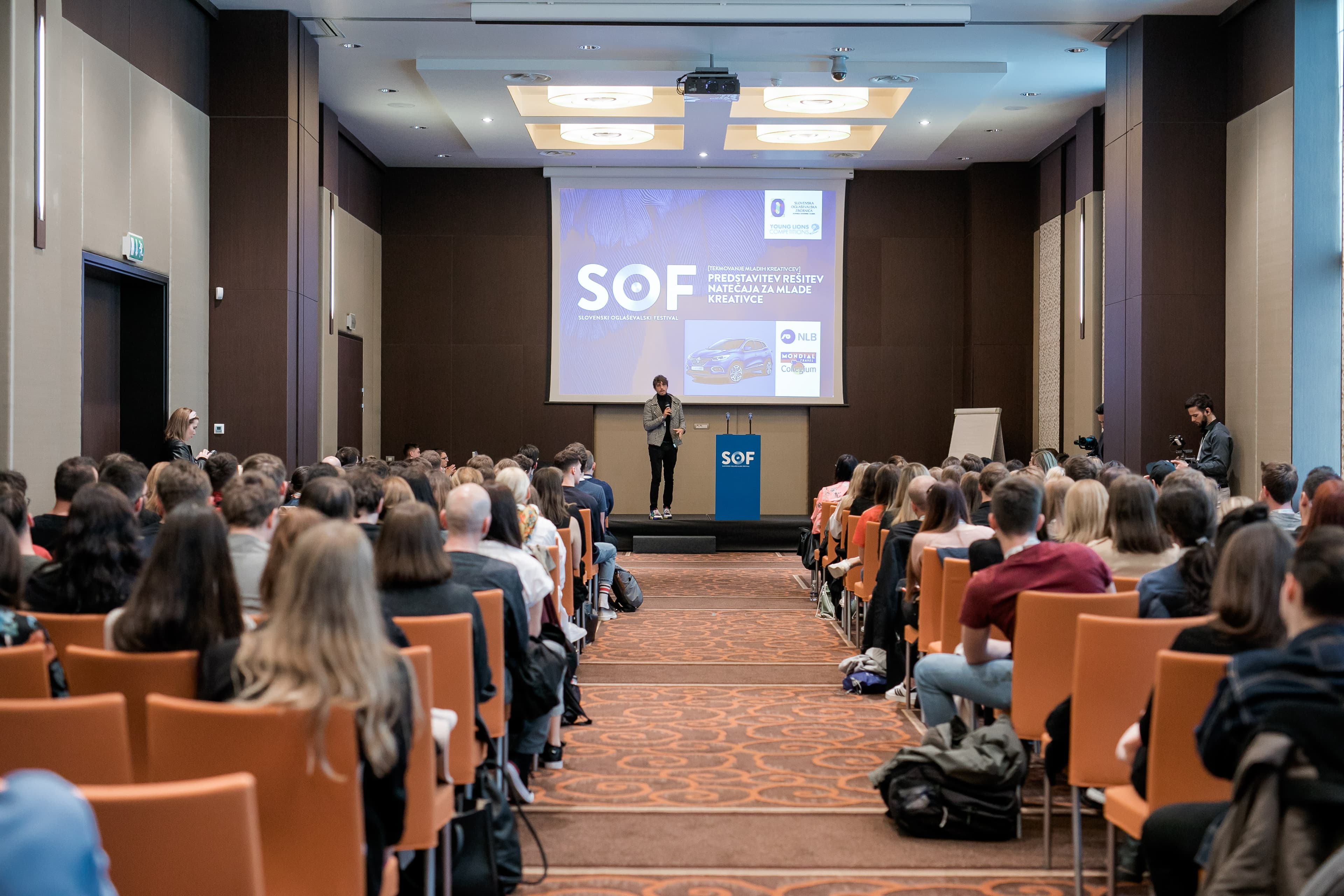 Organizacija SOF - Osrednji slovenski oglaševalski dogodek v hotelu Kempinski Palace Portorož. Event agencija Paideia Events.